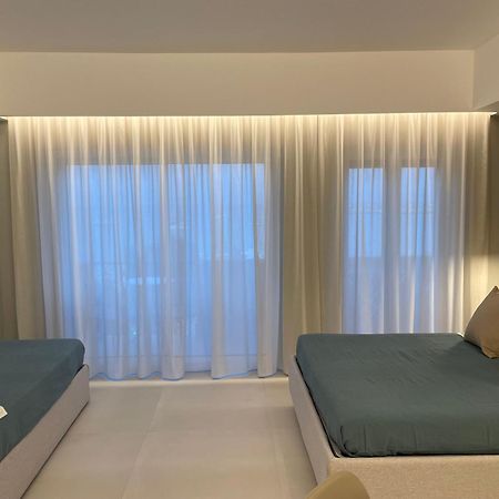 La Finestra Sul Mare Modern Apartment Giardini-Naxos Kültér fotó