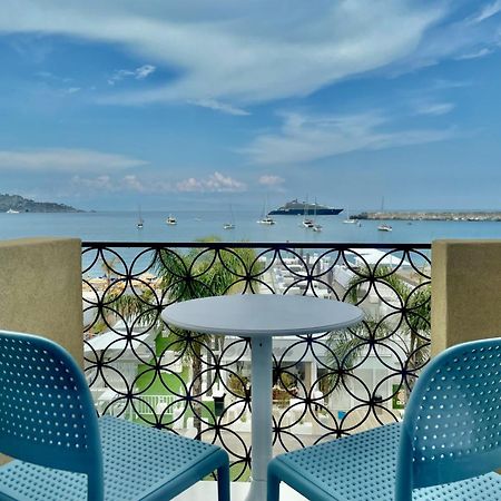 La Finestra Sul Mare Modern Apartment Giardini-Naxos Kültér fotó