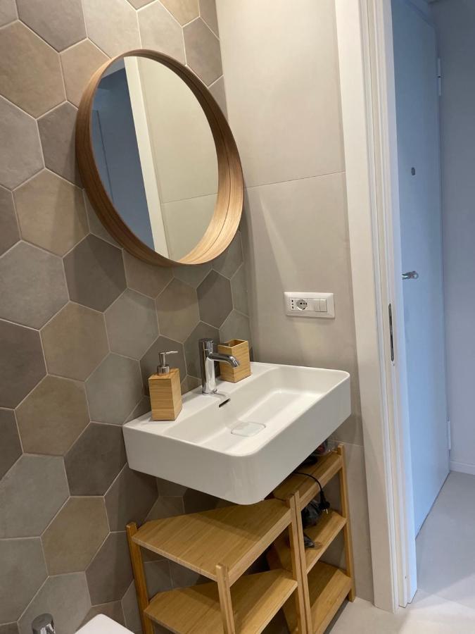 La Finestra Sul Mare Modern Apartment Giardini-Naxos Kültér fotó