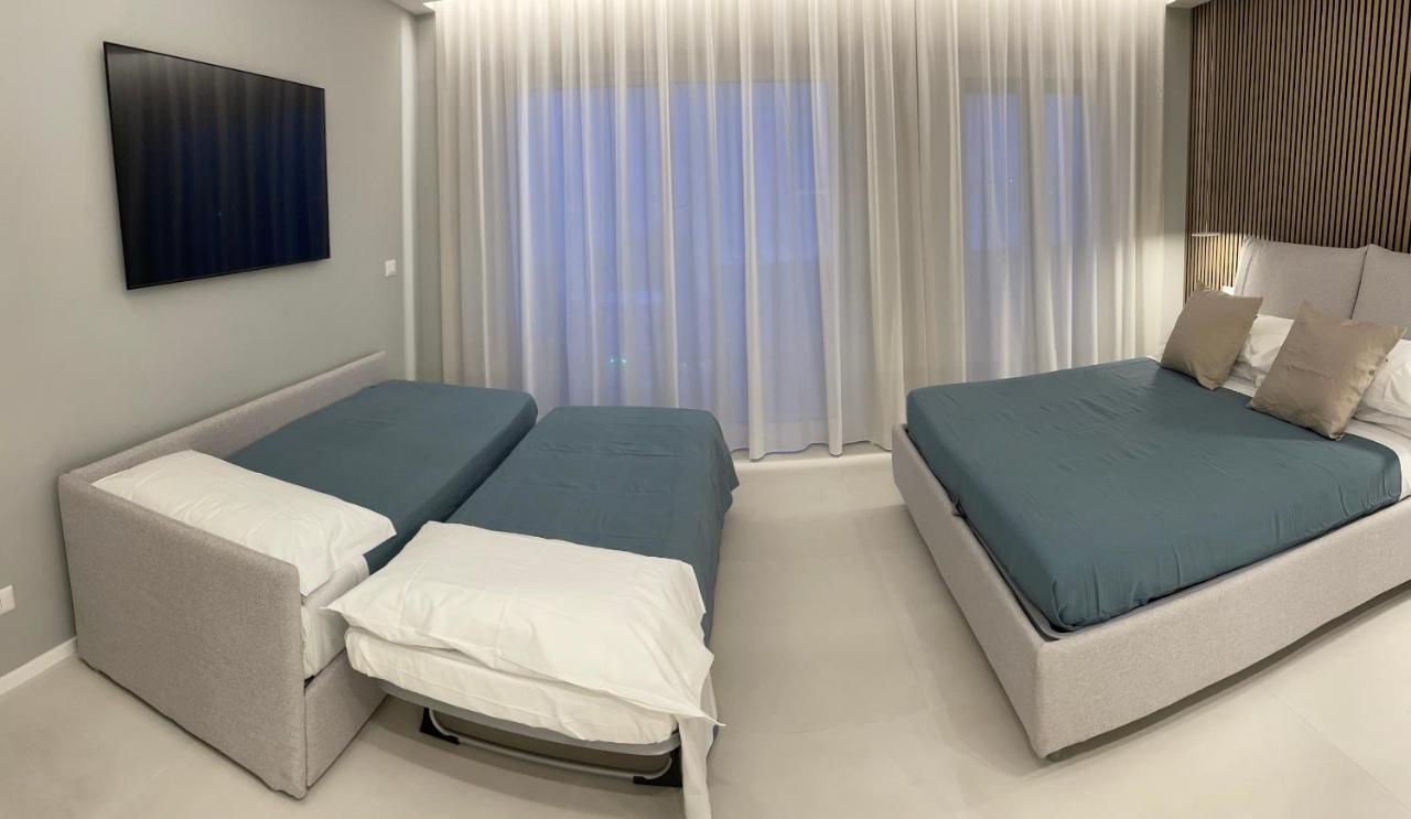 La Finestra Sul Mare Modern Apartment Giardini-Naxos Kültér fotó