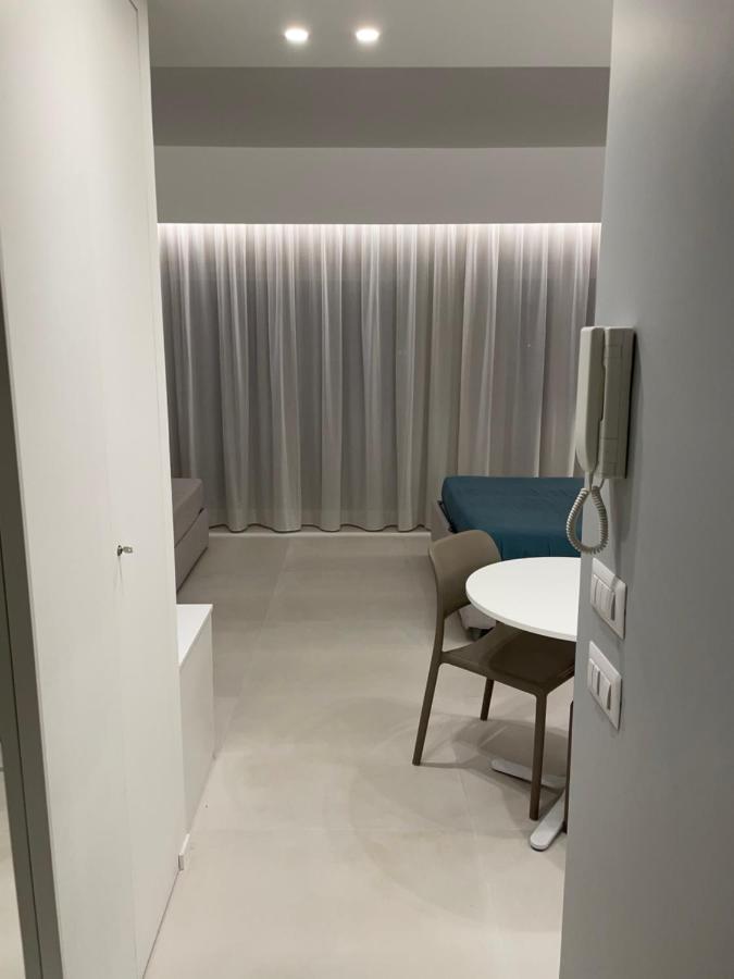 La Finestra Sul Mare Modern Apartment Giardini-Naxos Kültér fotó
