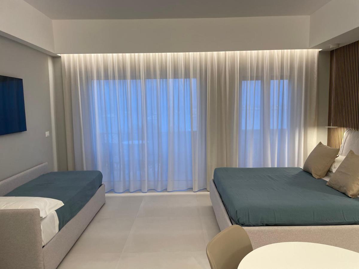 La Finestra Sul Mare Modern Apartment Giardini-Naxos Kültér fotó