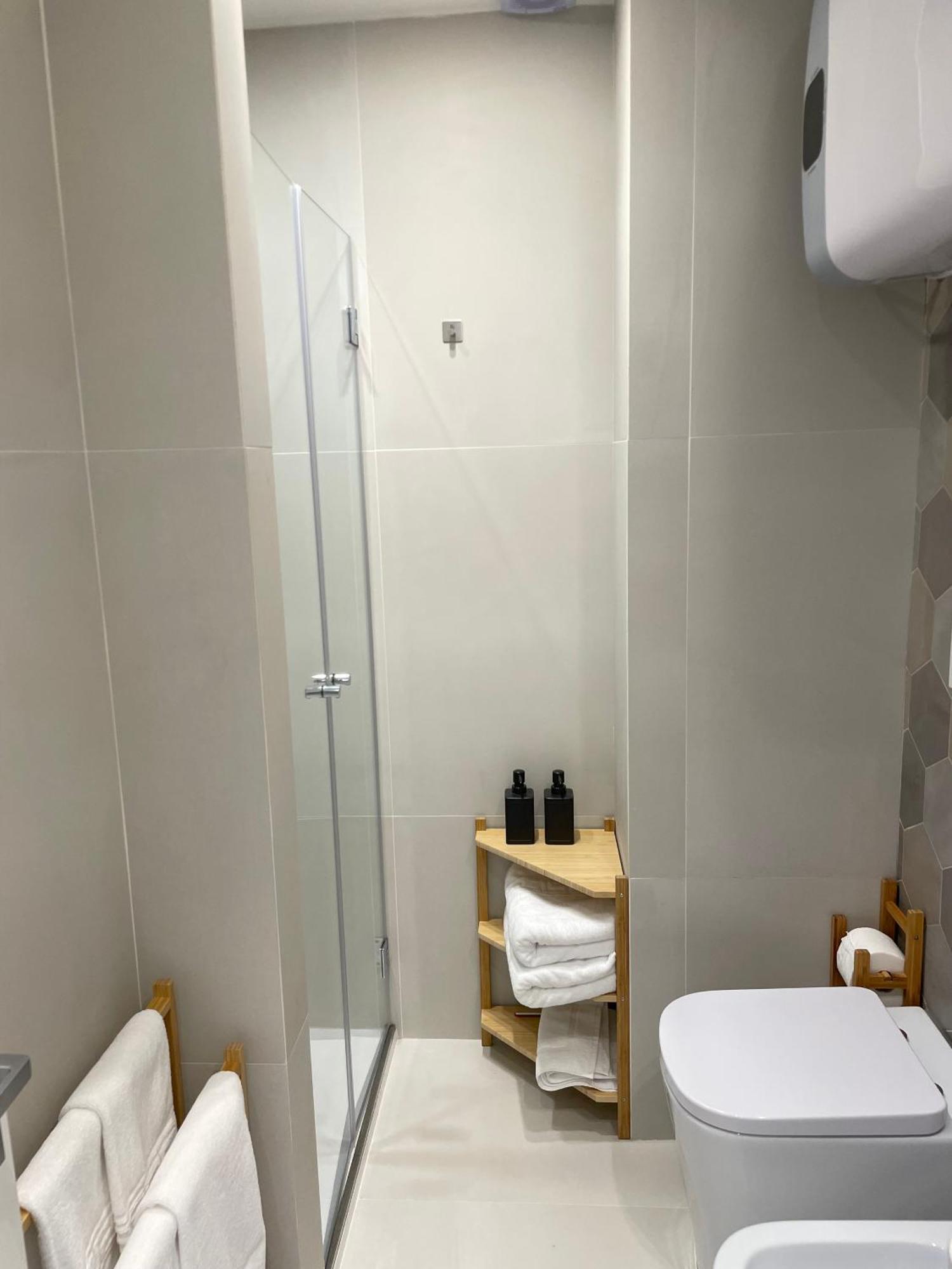 La Finestra Sul Mare Modern Apartment Giardini-Naxos Szoba fotó